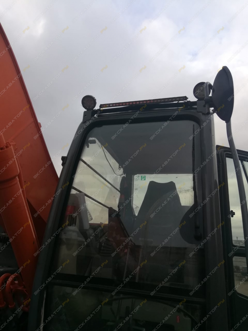 Hitachi ZX160LC-3 [9]