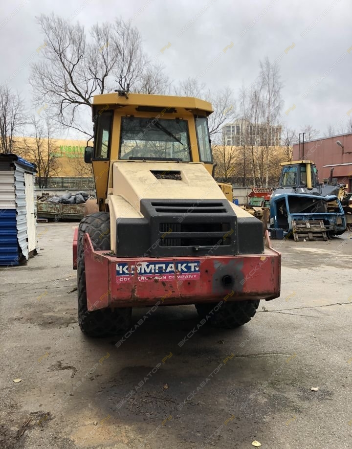 Dynapac CA302D [1]
