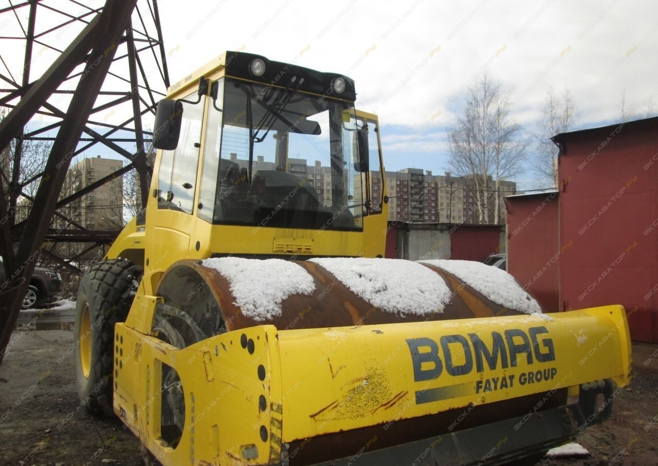 Bomag BW 213 DH-4 [3]