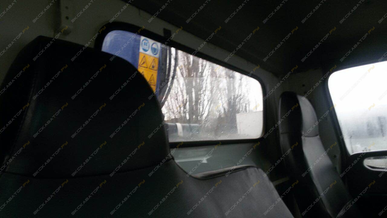 Hyundai HD-78 (сдвиж. платф. и КМУ) [3]