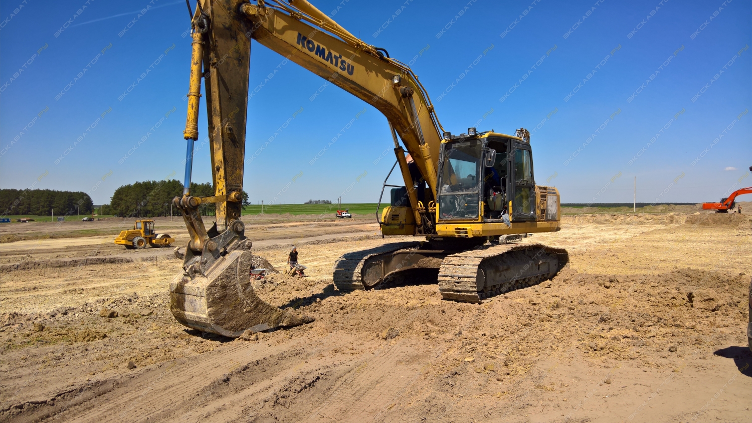 Komatsu PC210LC-8K [0]