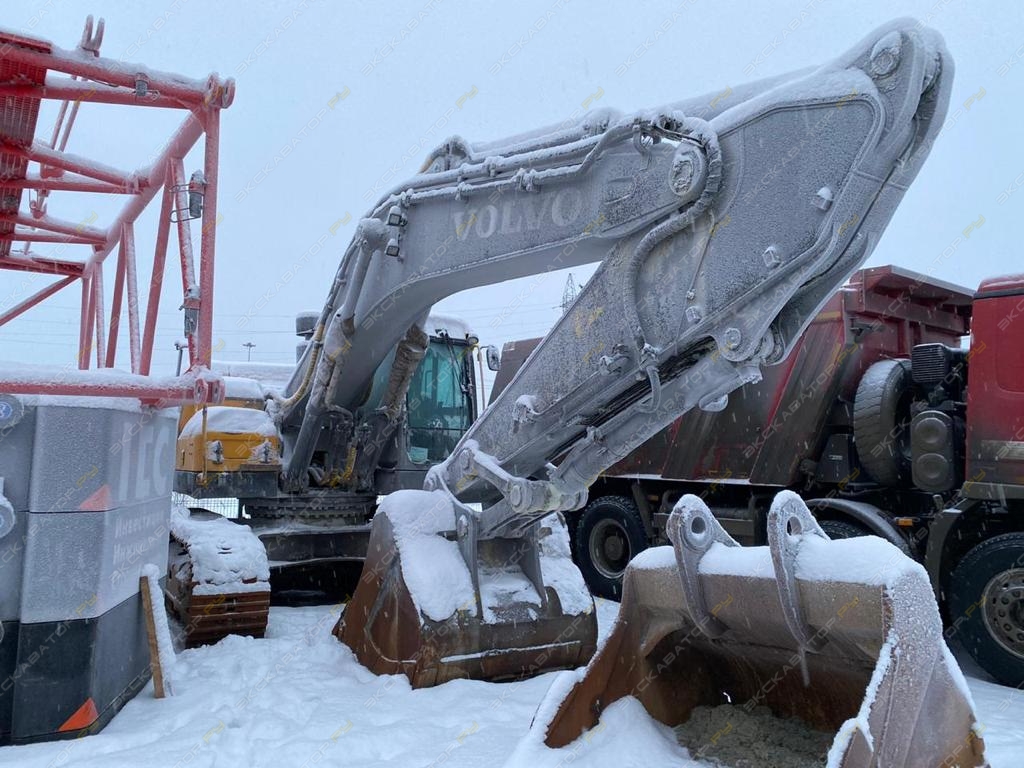 Volvo EC380DL [3]