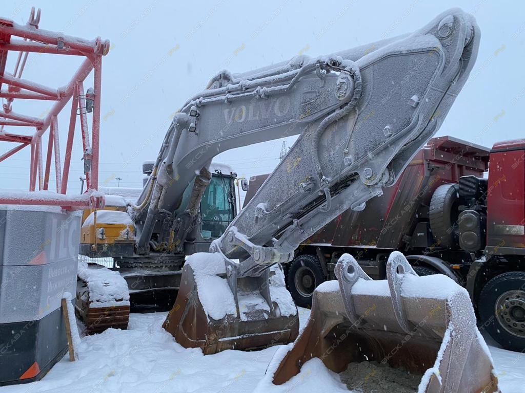 Volvo EC380DL [4]
