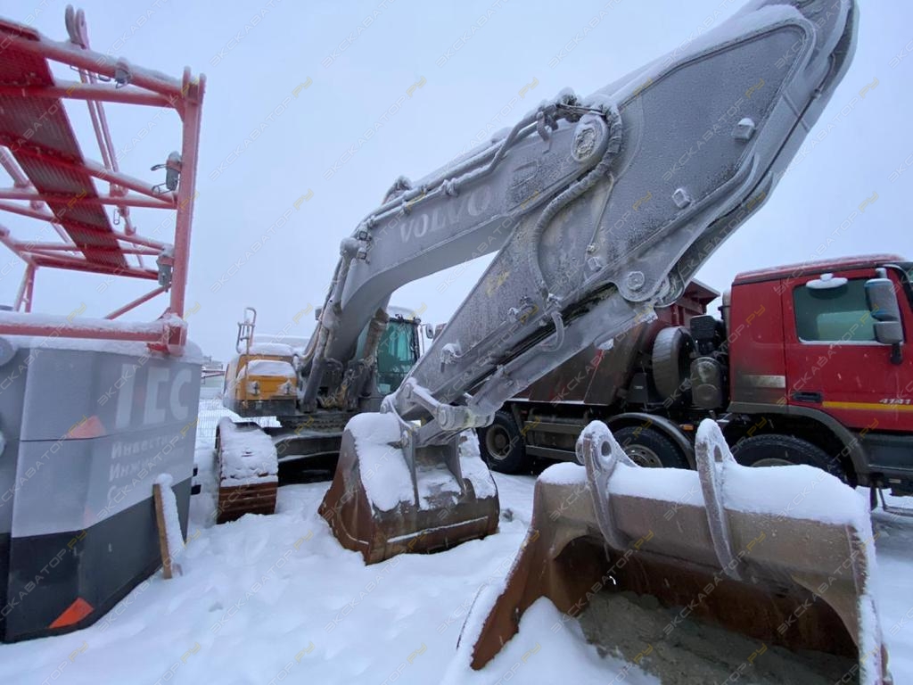 Volvo EC380DL [5]