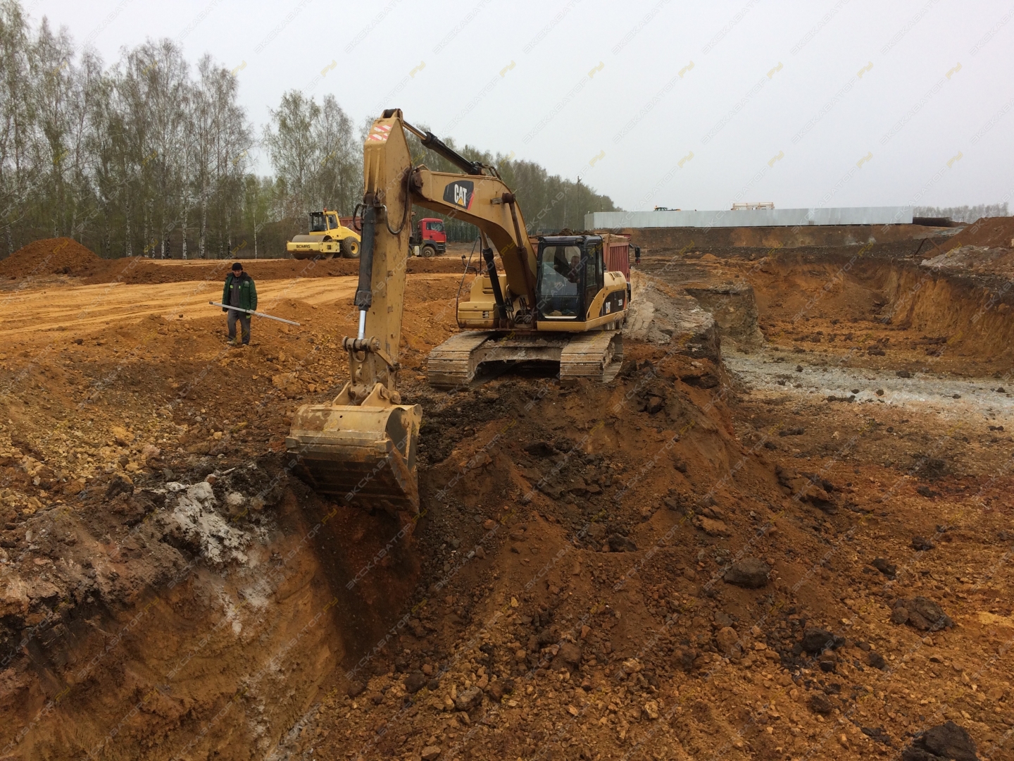 Caterpillar 325D L [0]