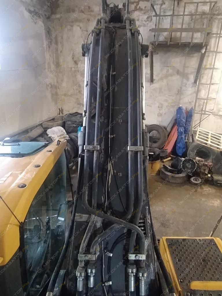 Volvo EC380DL [16]