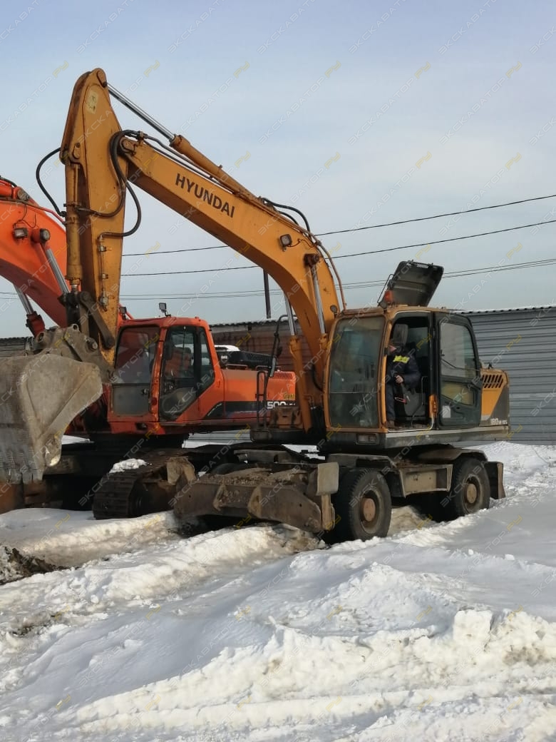 Hyundai R180W-9S [1]