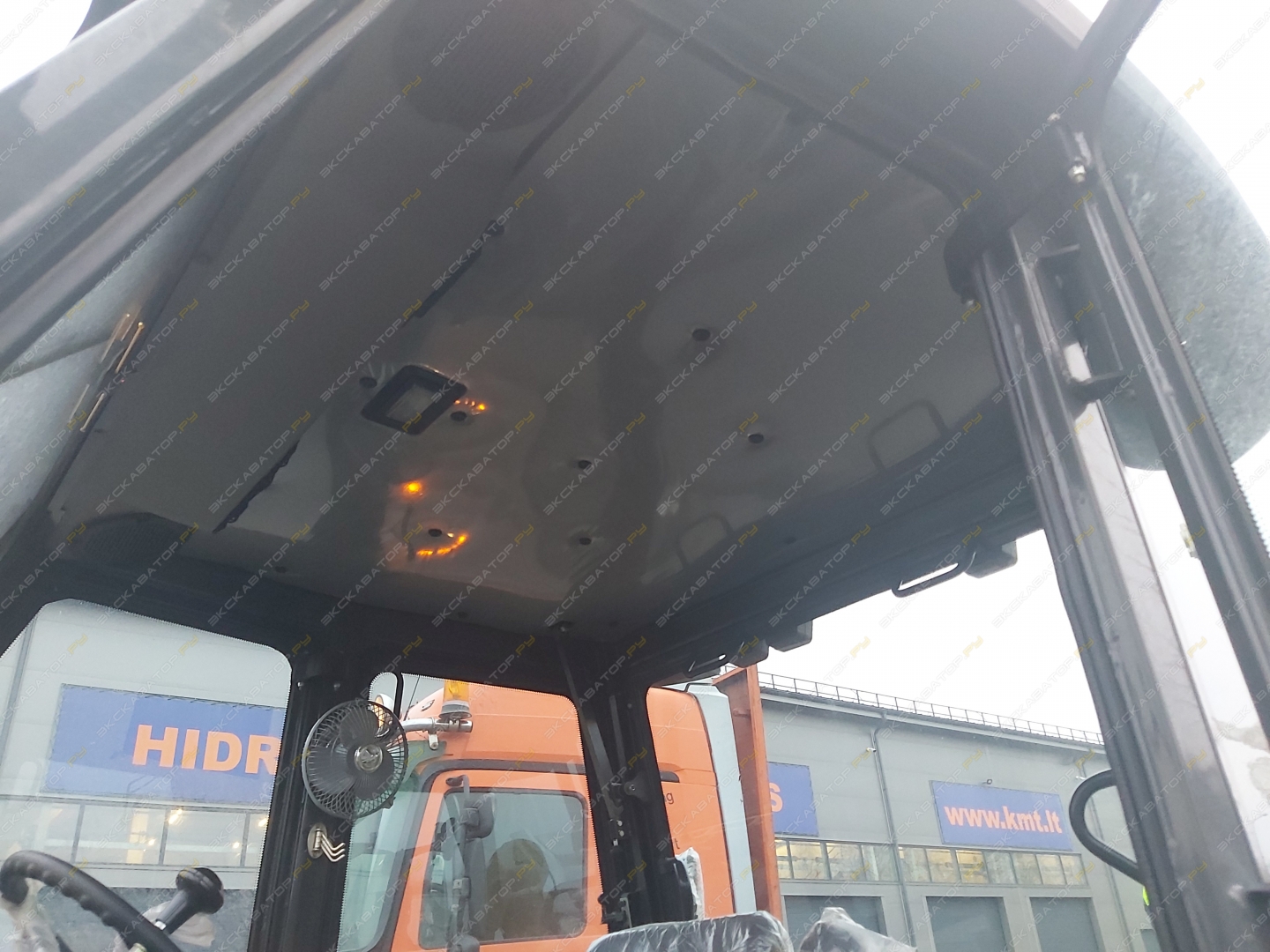 New Holland B80B [6]