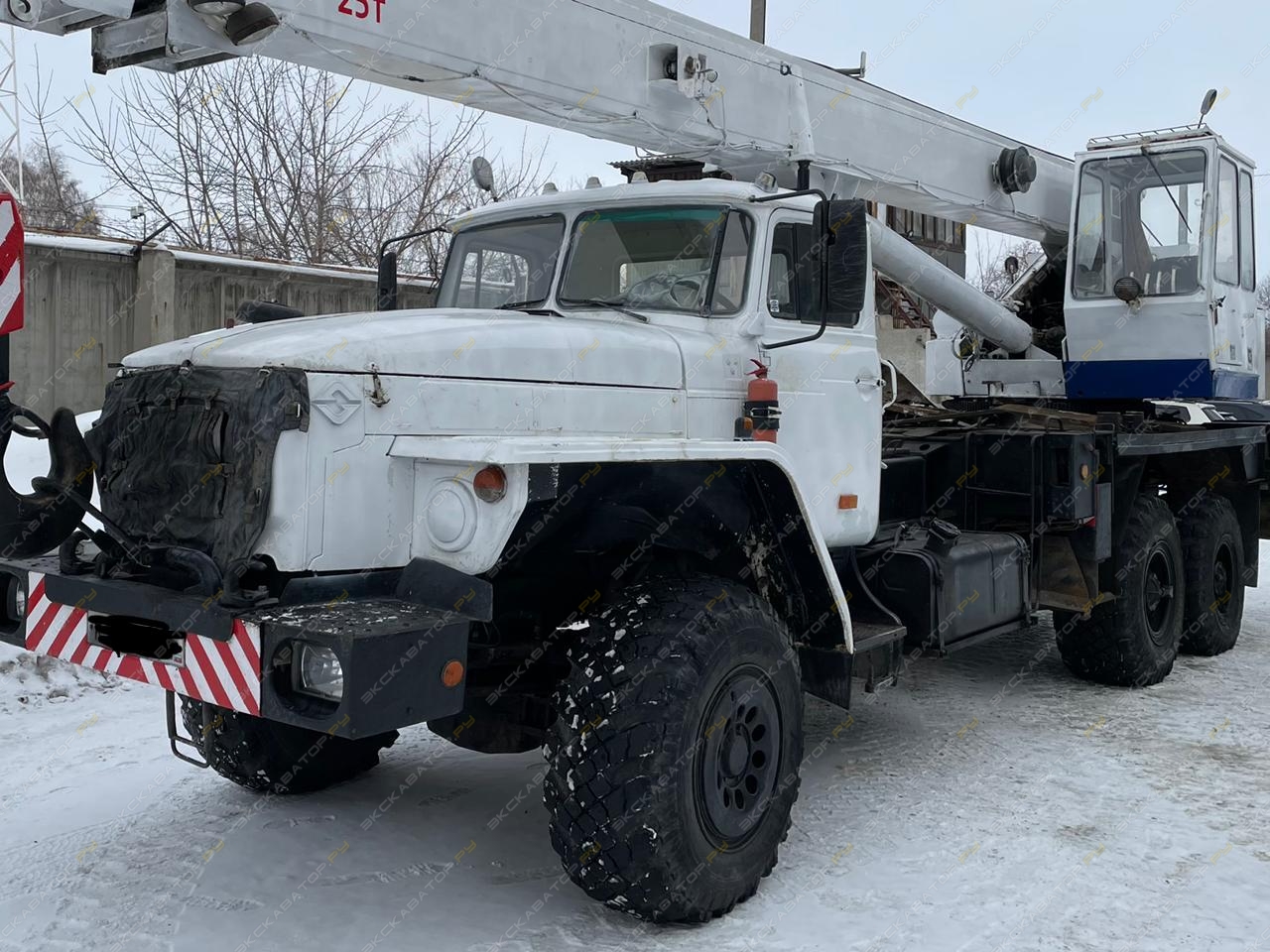 Челябинец КС-45721-17 на шасси Урал-4320 [0]