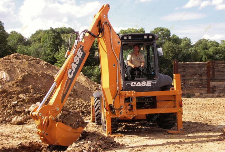 Case 580 T Series 4 [2]