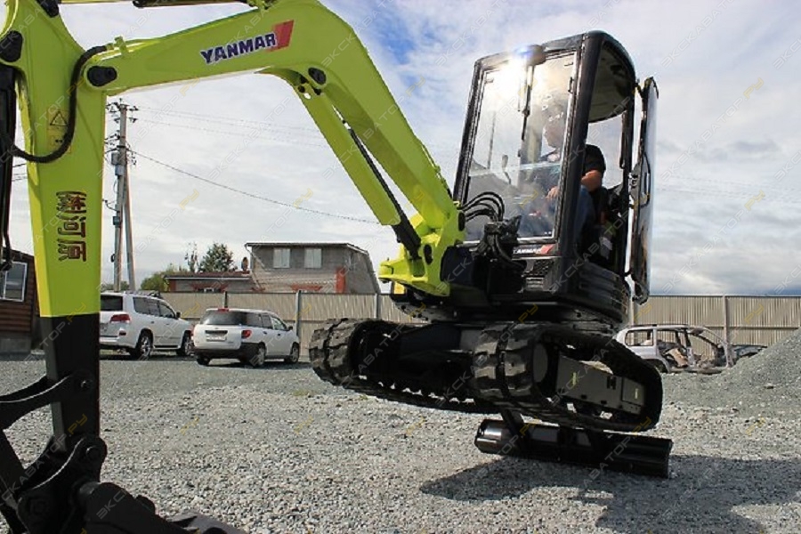 Yanmar VIO30 [11]
