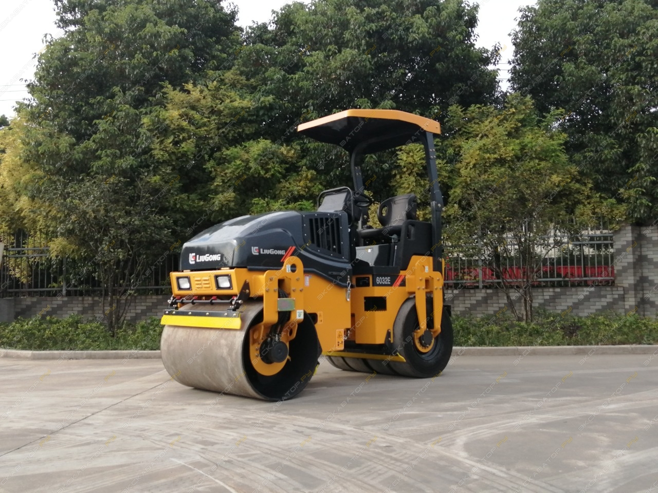 LiuGong CLG6032 [7]
