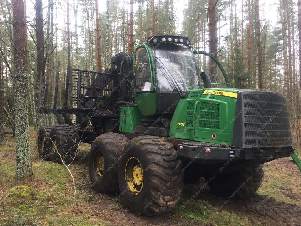 John Deere 1910E [7]
