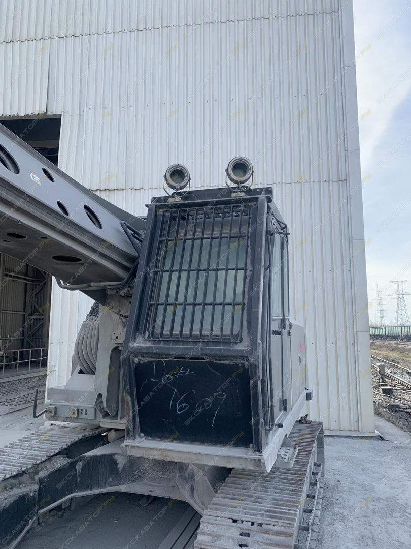 Gradall XL4210III [3]