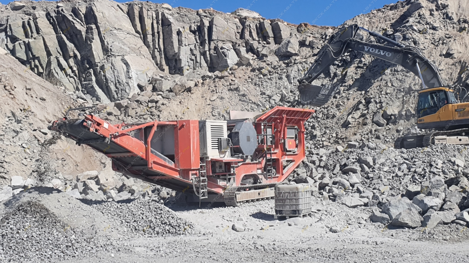 Sandvik QJ330 (Fintec F1107) [0]