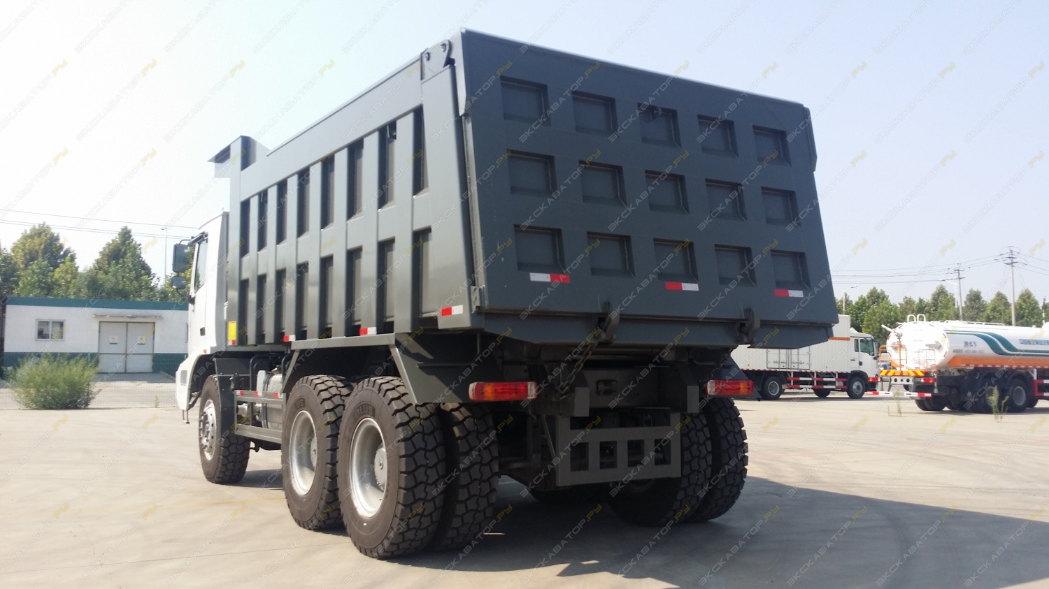 Sinotruk Howo ZZ5707V3840CJ [3]