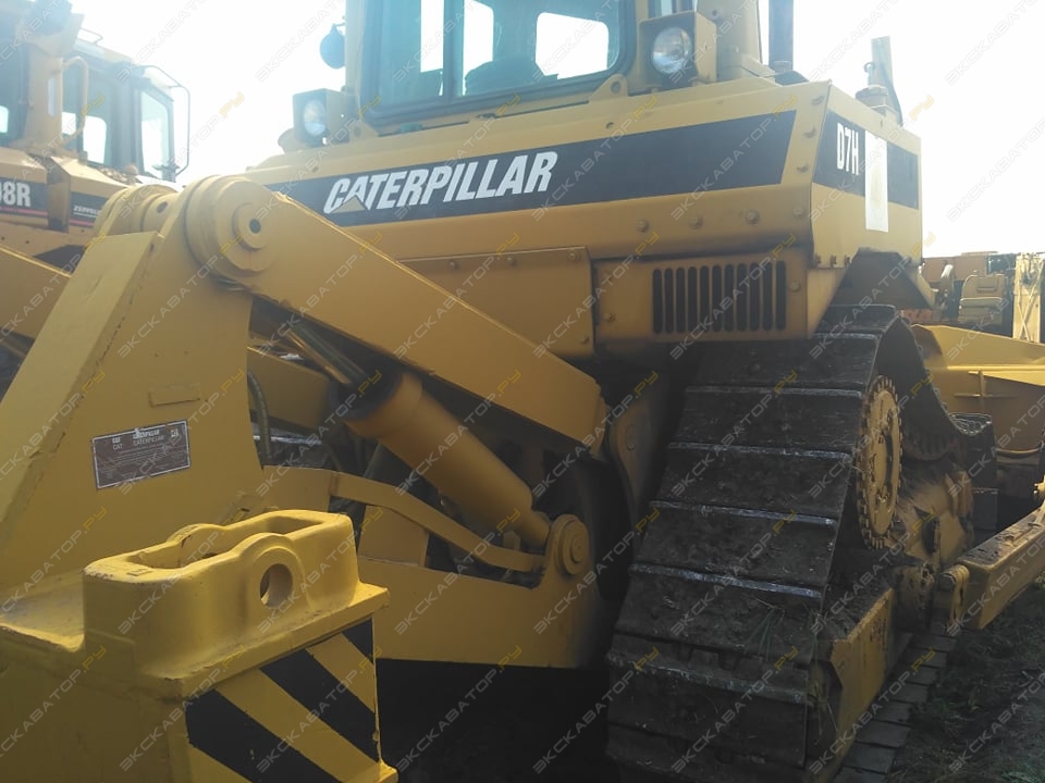 Caterpillar D7H [3]