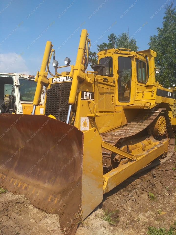 Caterpillar D7H [1]