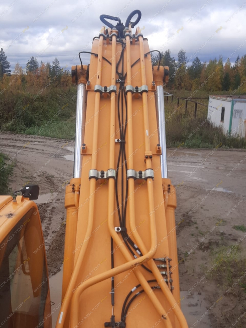 Hyundai R 330LC-9S [11]