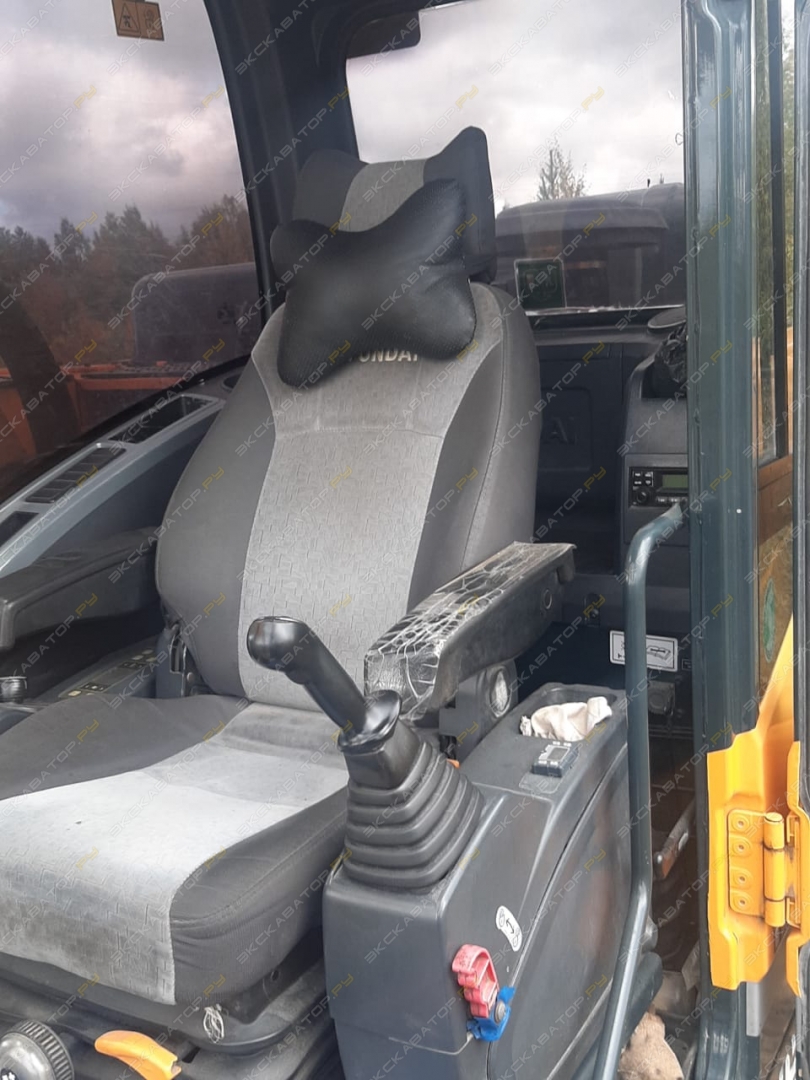 Hyundai R 330LC-9S [3]