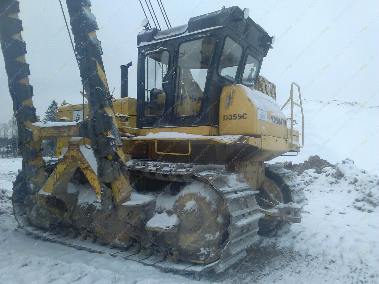 Komatsu D355C-3 [8]