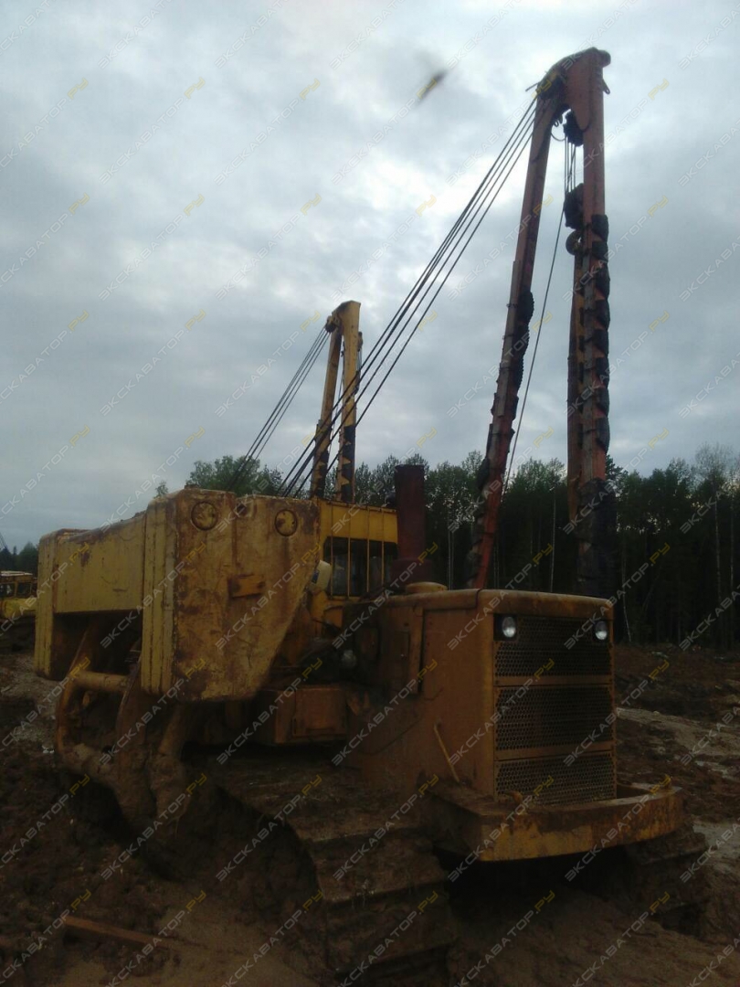 Komatsu D355C-3 [7]