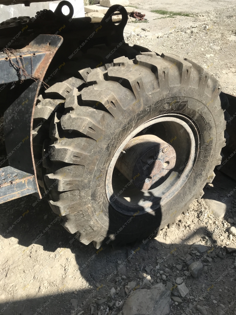 Caterpillar M318D [13]