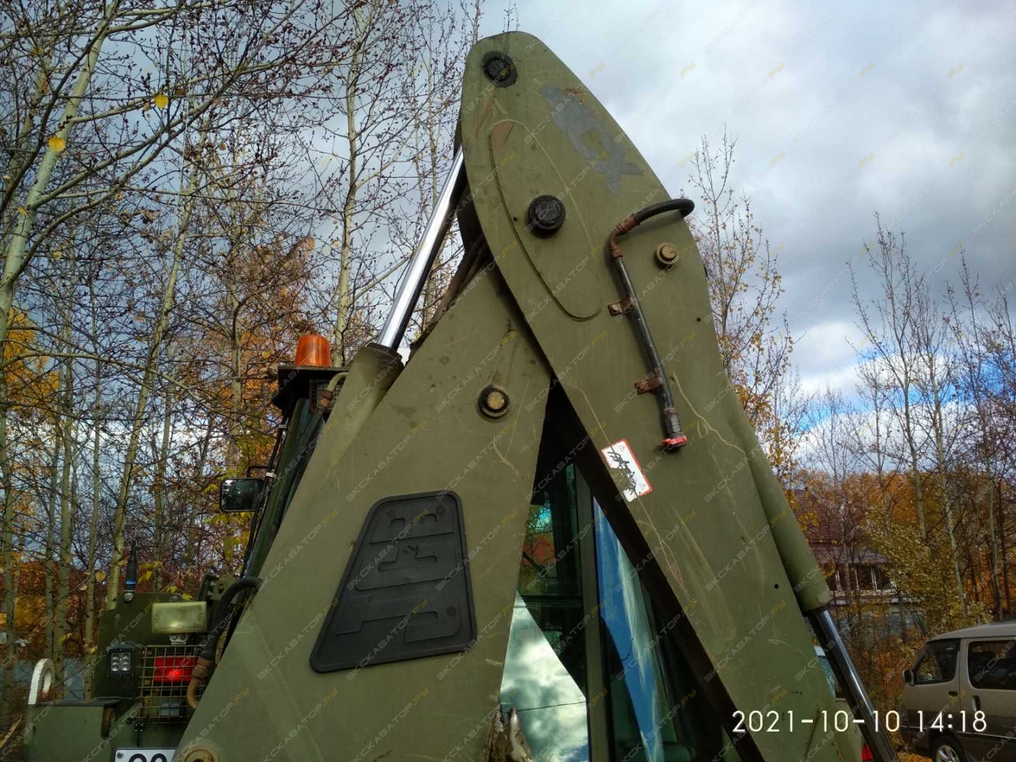 JCB 4CX [17]