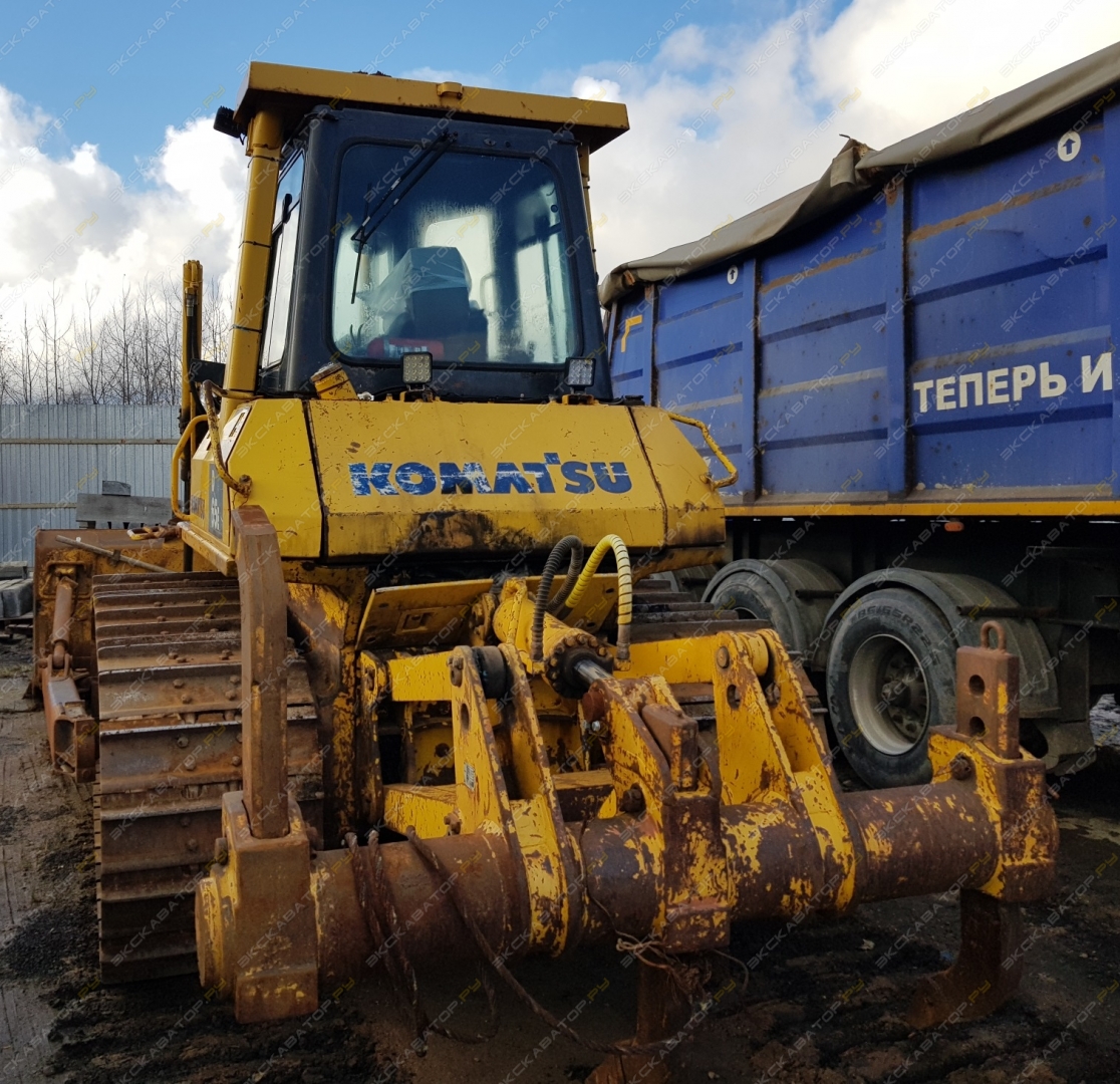 Komatsu D65E-12 [2]