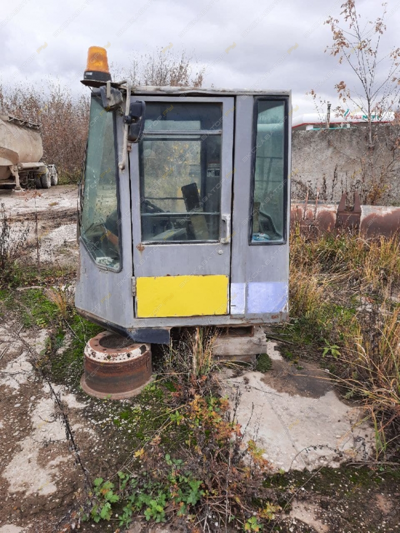 Hitachi LX 130 [3]