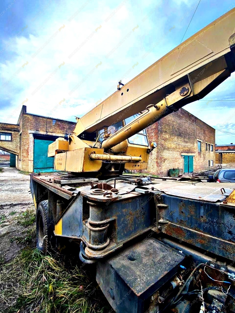 Угличмаш КС-3577-3К МАЗ 5337А2 [12]