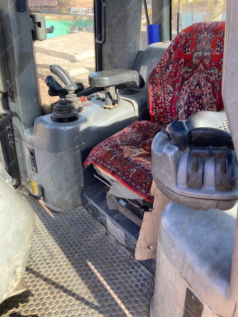 New Holland D180 XLT [5]