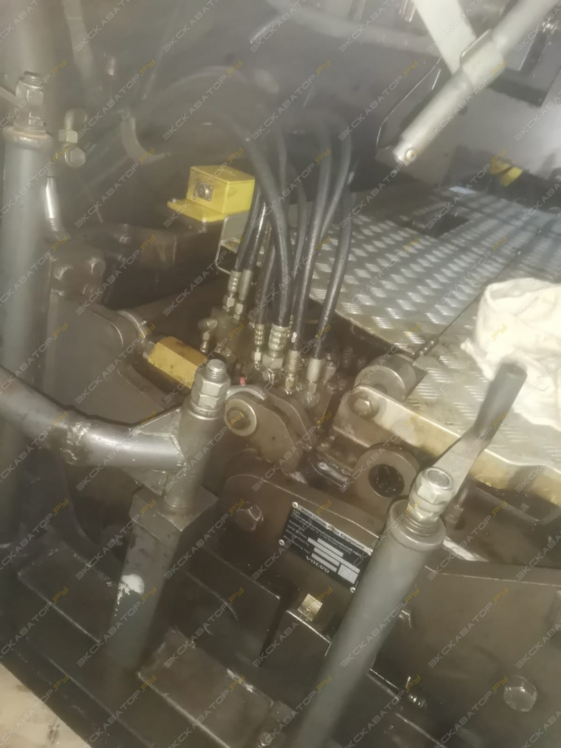 Volvo ABG7820 [0]