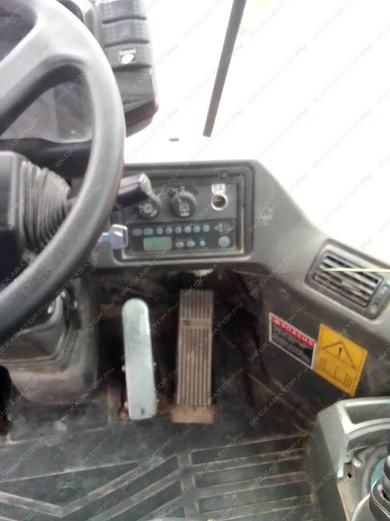 Hitachi ZW 370-G [5]