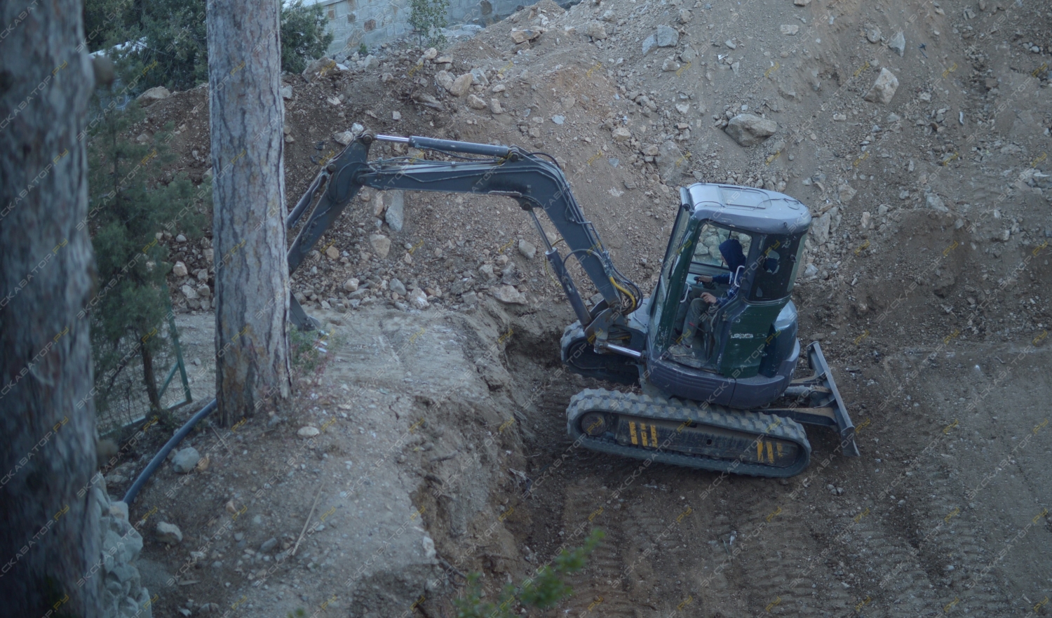 Kobelco 45SR [6]