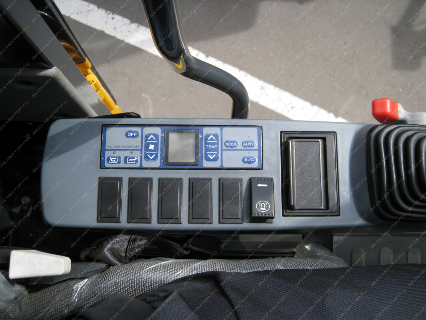LiuGong CLG933E [7]