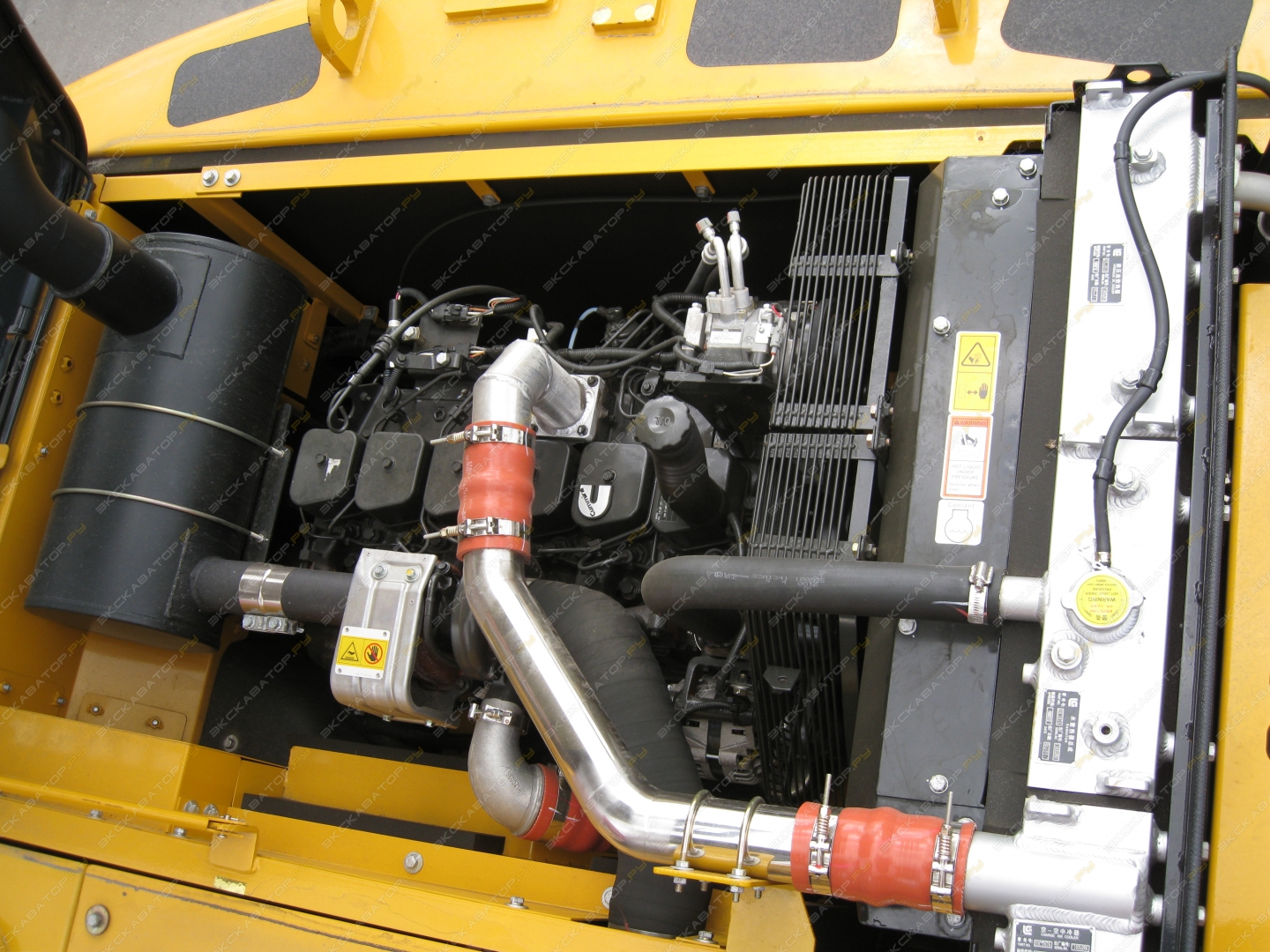 LiuGong CLG 920E [9]