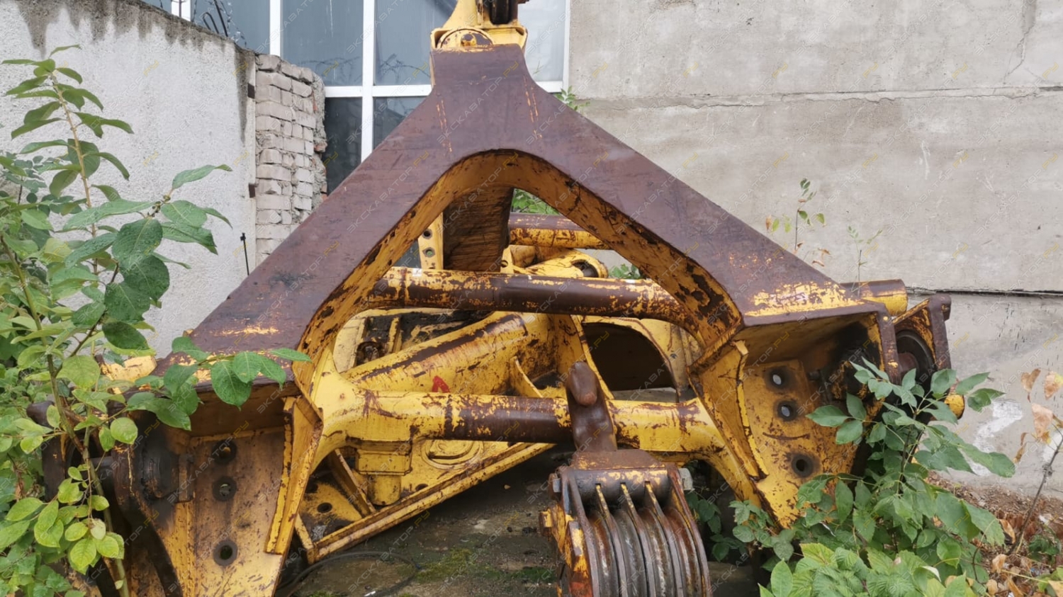 Komatsu D355C-3 [5]