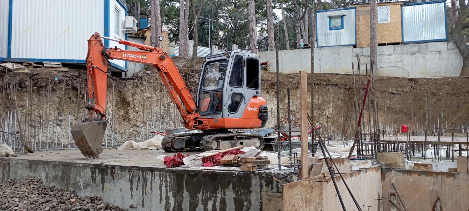 Hitachi EX30 [1]