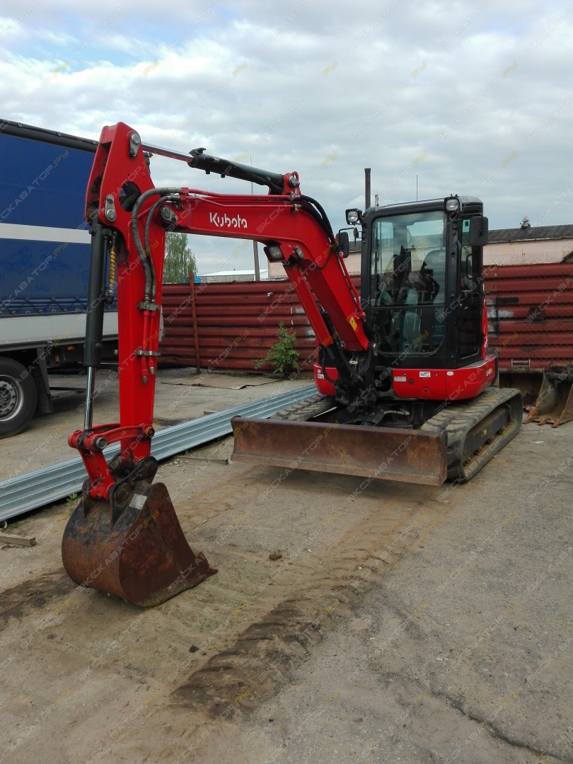 Kubota U48-4 [2]