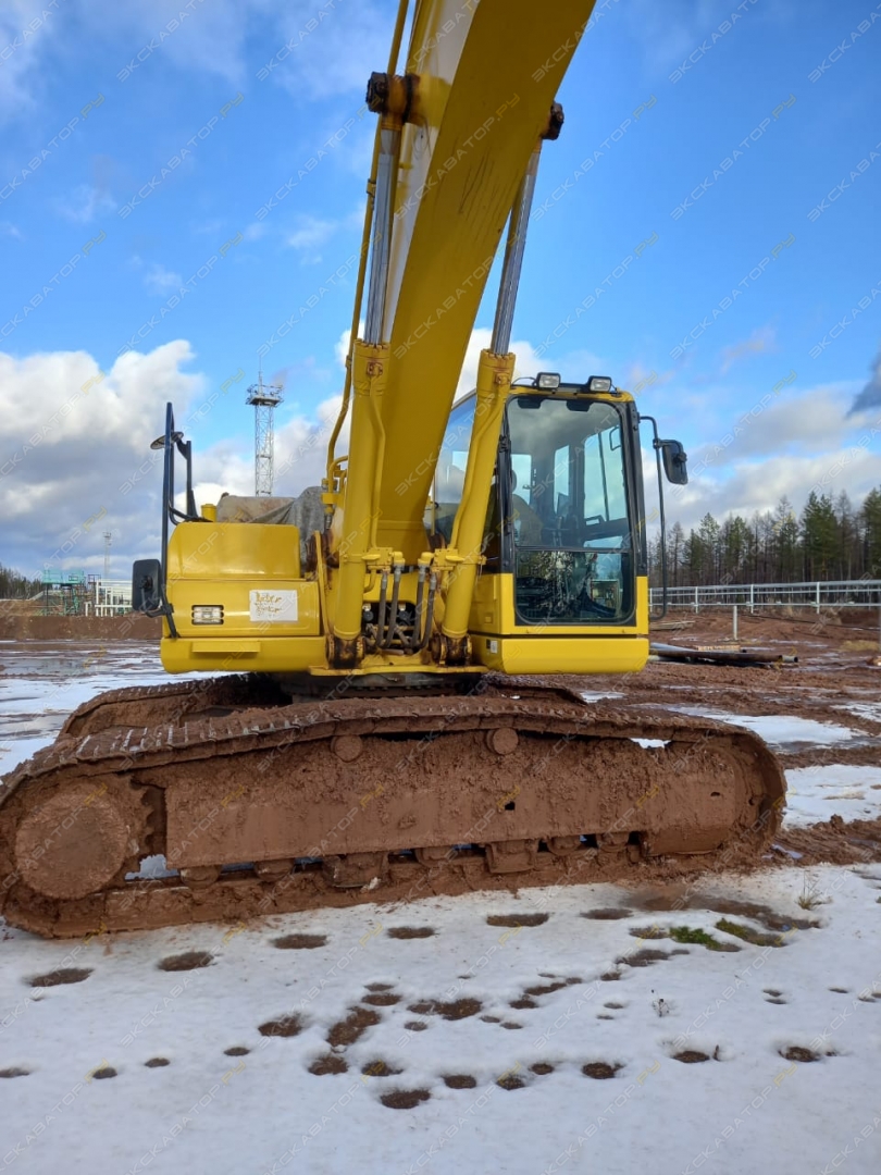 Komatsu PC300-8M0 [1]