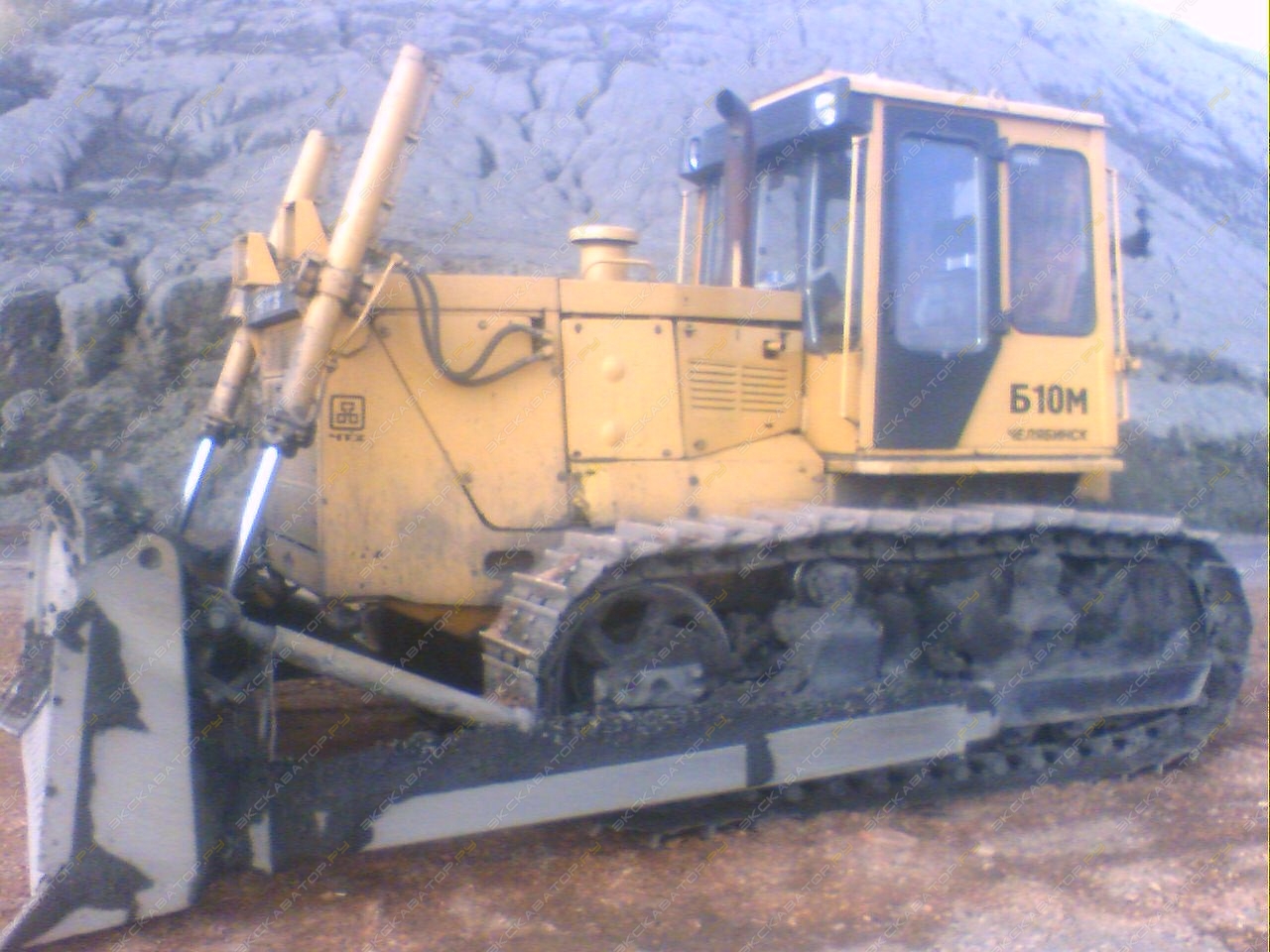 Komatsu D65E-12E [4]