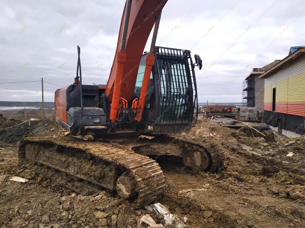 Hitachi ZX200 [3]