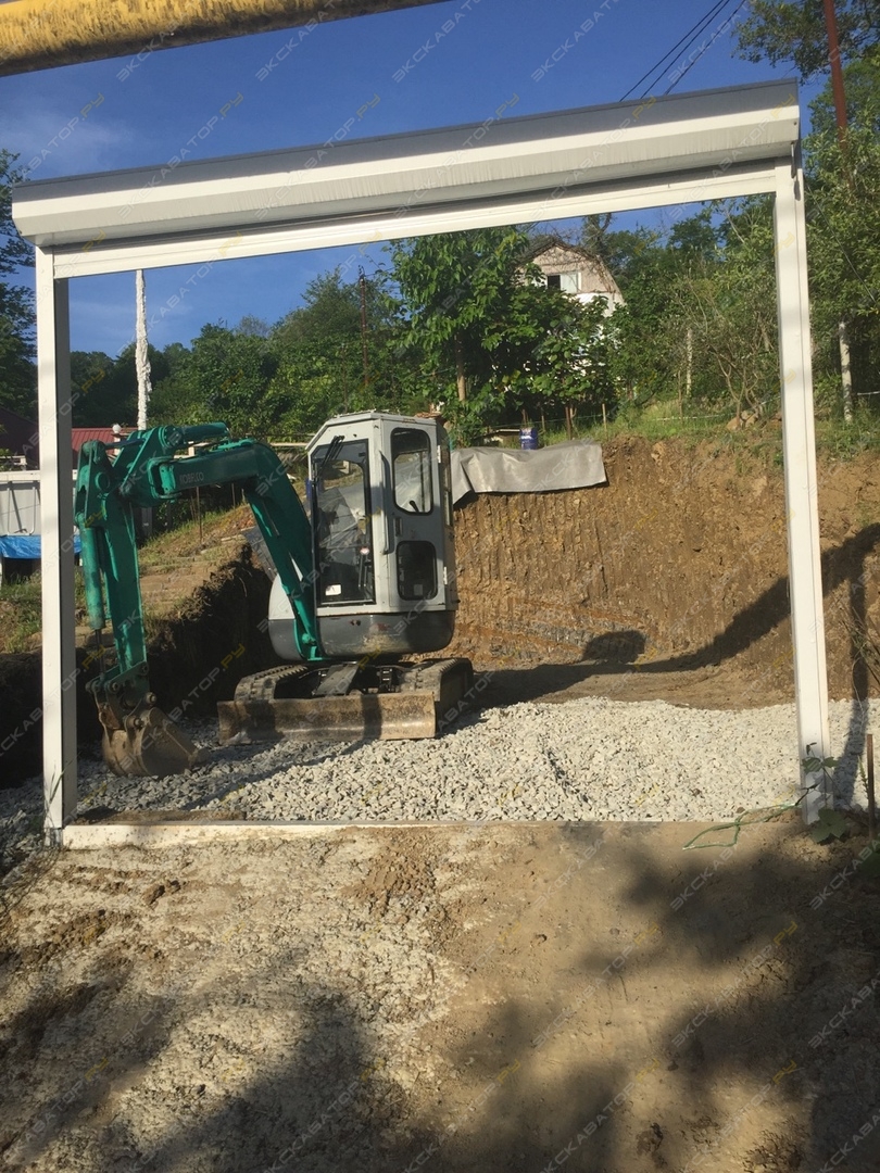 Kobelco SK30UR [1]