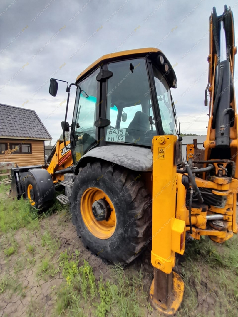 JCB 3CX [16]