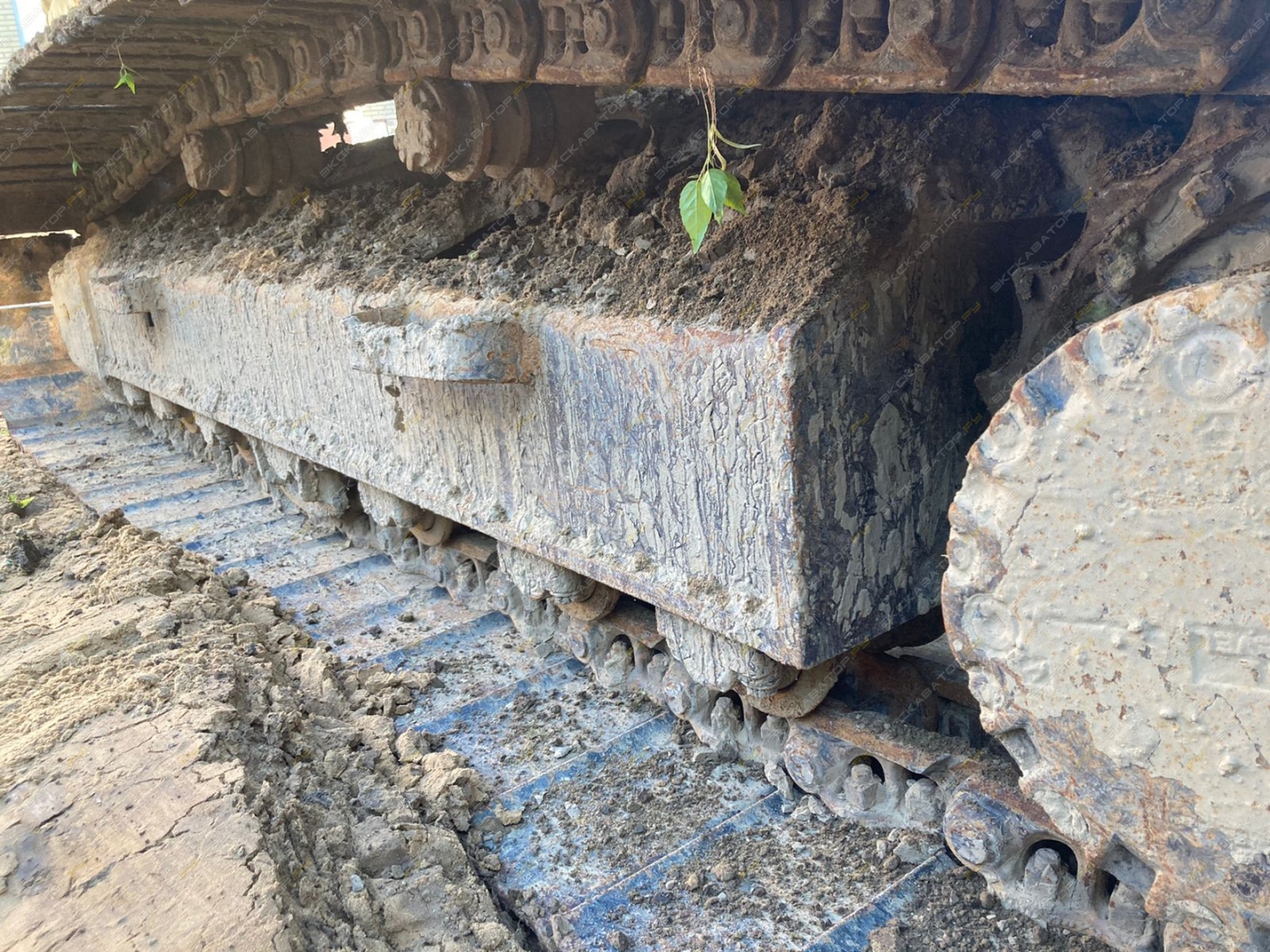 Komatsu PC200-8 [12]