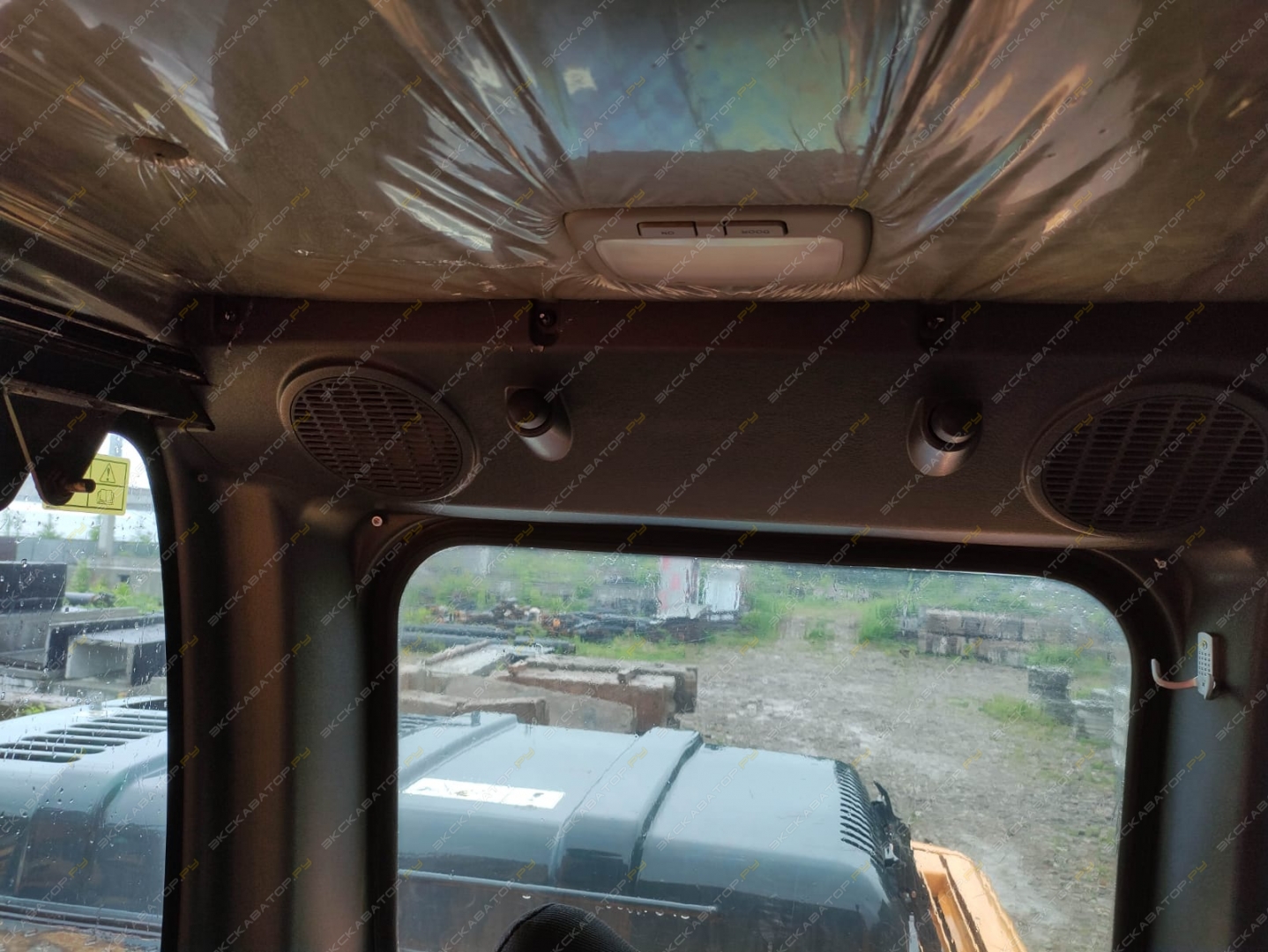 Hyundai R140W-9S [10]