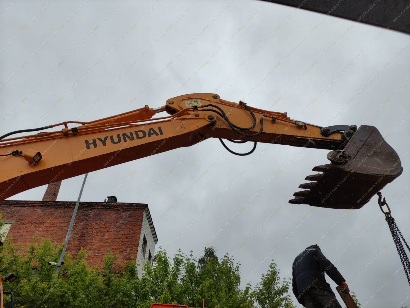 Hyundai R140W-9S [5]