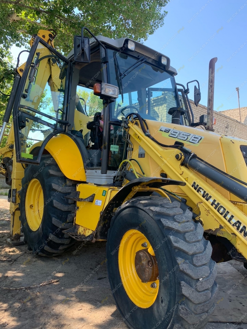 New Holland B95B [2]