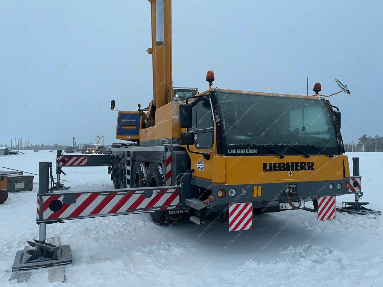 Liebherr LTM 1100-4.2 [3]